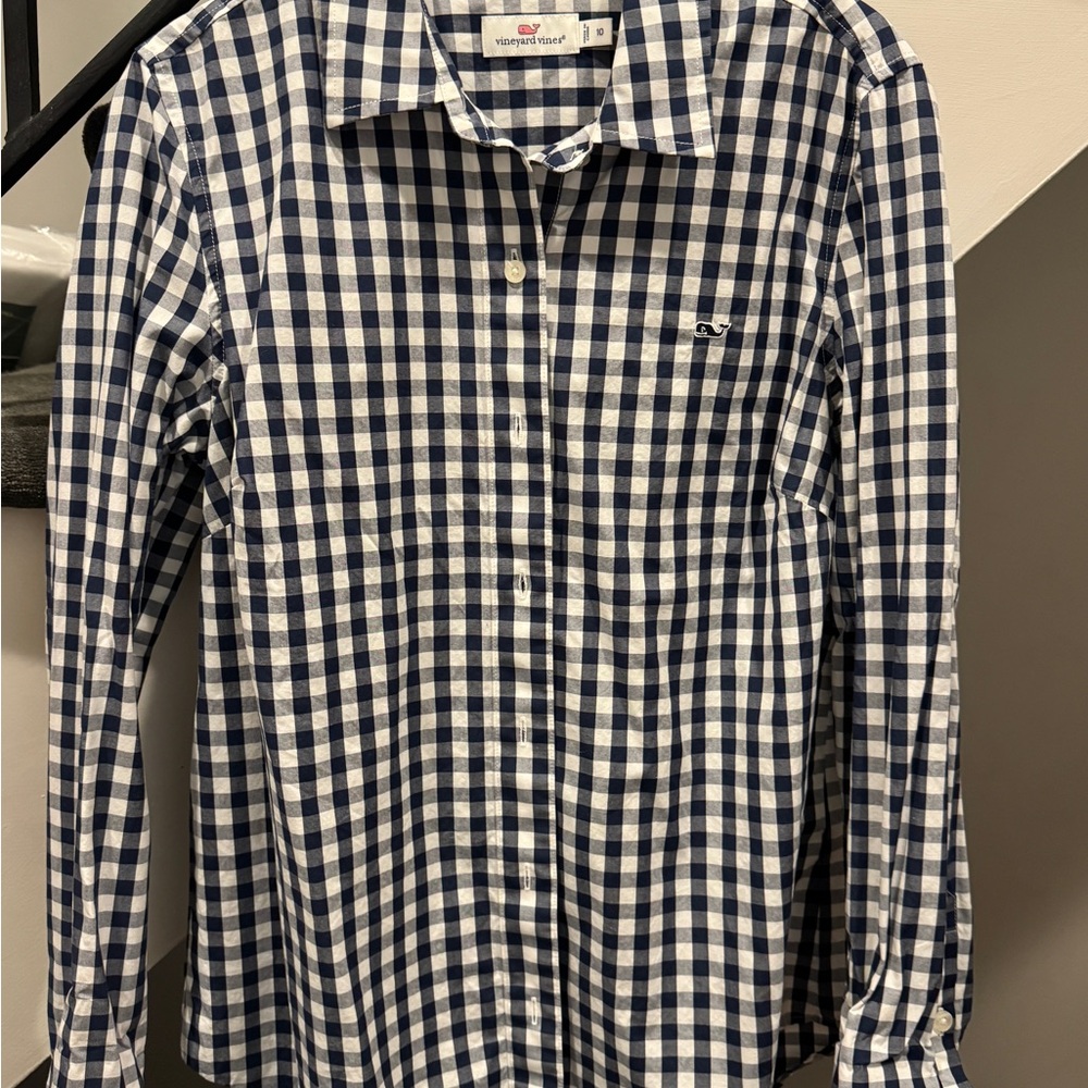 Vineyard Vines boys size 10 Navy and White Plaid Shirt retails $72